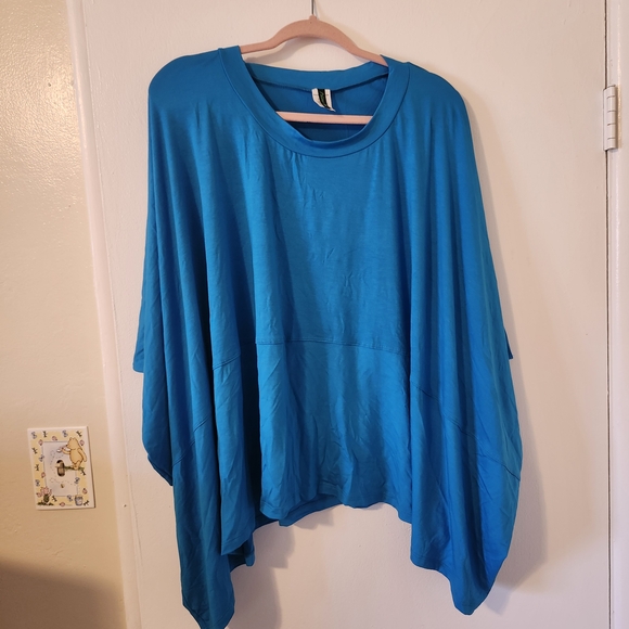 Poliana Plus Tops - Teal Women's Tunic Top